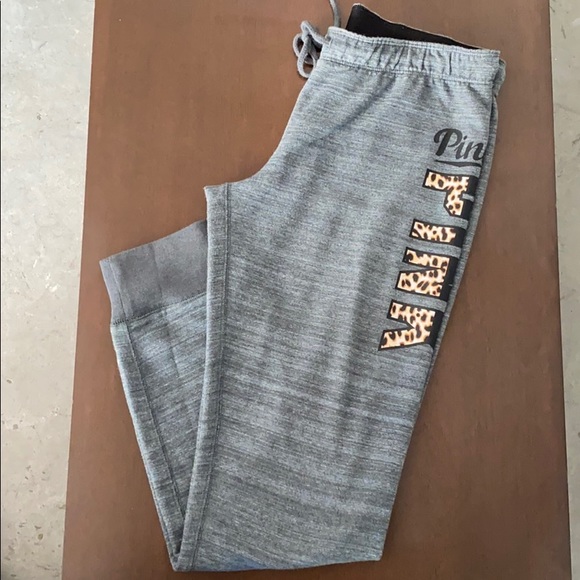 Victoria secret by pink women’s jogger size : S - Picture 1 of 8